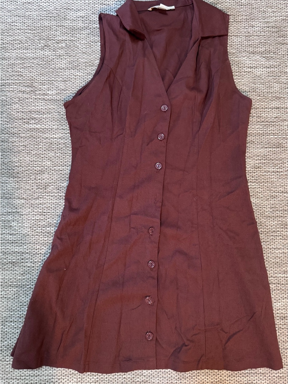 Monteau Sleeveless Button-Front Mini Dress in Burgundy